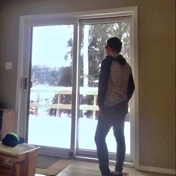 Meet your Posher, Marcelo - Picture 1 of 2